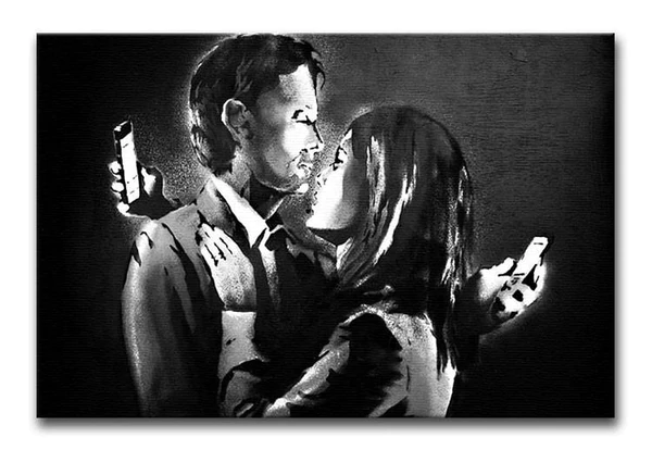 Everything You Need To Know About Banksy’s Mobile Lovers Artwork Canvas Printing | CanvasJet.com